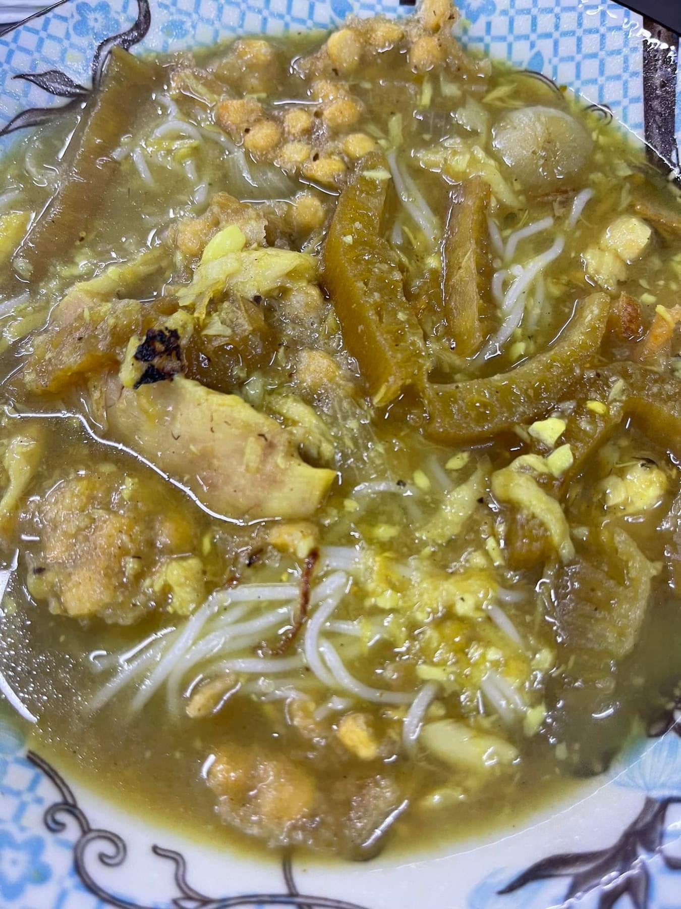 ပွါးလေး ပုသိမ်ရသာ ငါးရံ့မုန့်ဟင်းခါး ဟင်းရည်ခြောက်
