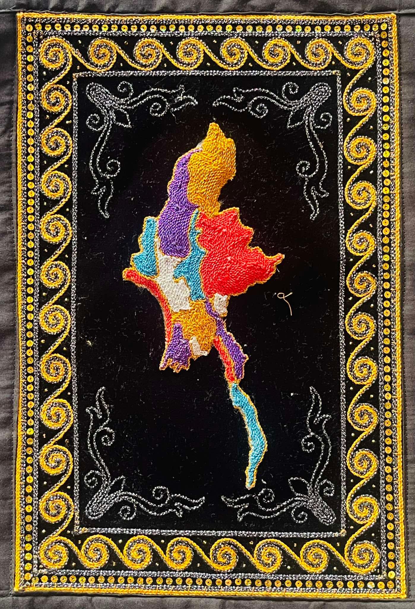 မြန်မာ့ရိုးရာ ရွှေခြည်ထိုးပန်းချီကား(ဘောင်မပါ 15”x 11”) မြေပုံ