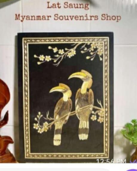 မြန်မာ့ရိုးရာကောက်ရိုးပန်းချီ (အောက်ချင်းမောင်နှံ) 11”x 15”