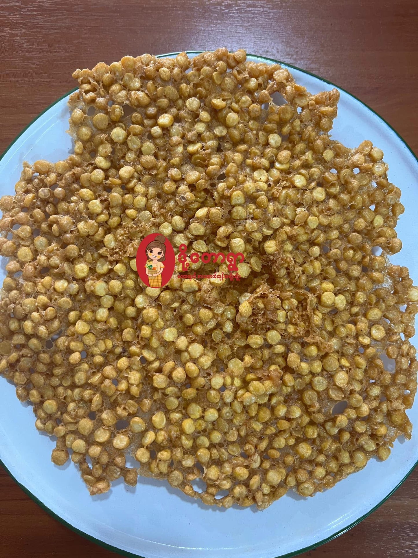 ဥသာ ပဲကပ်ကြော် 450g (အနည်းငယ်ကြေပါတယ်)