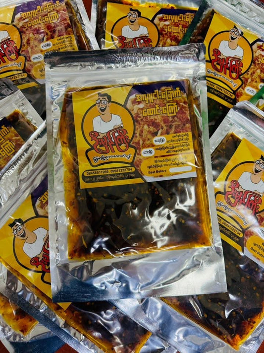 ဦးမှန်ကြီး အလှူငါးခြောက်ထောင်းကြော် အစပ် 320g