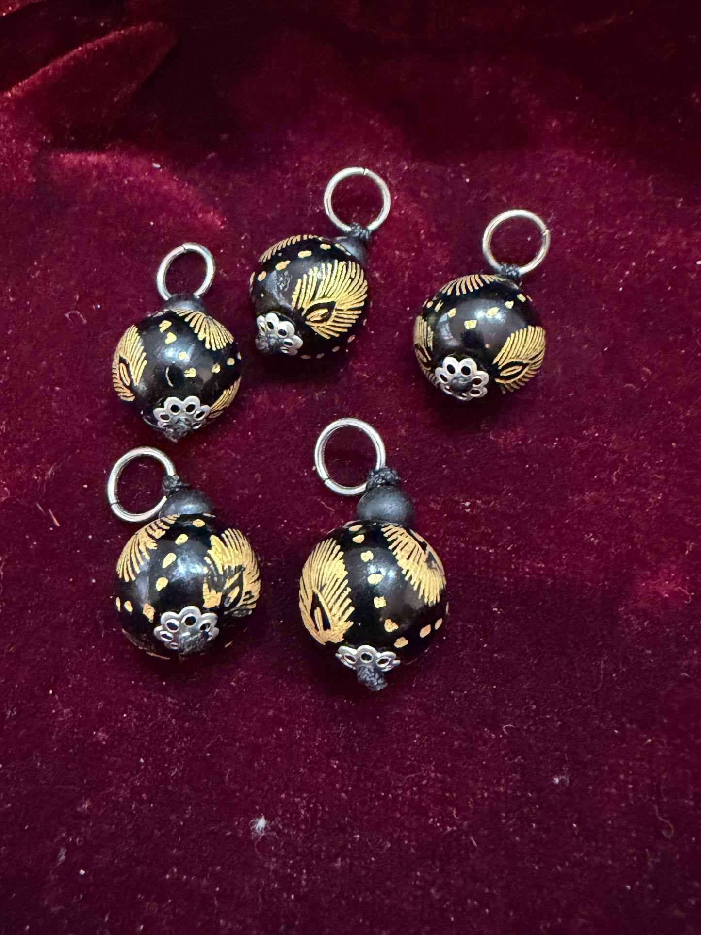 ယွန်း ကြယ်သီး (07)