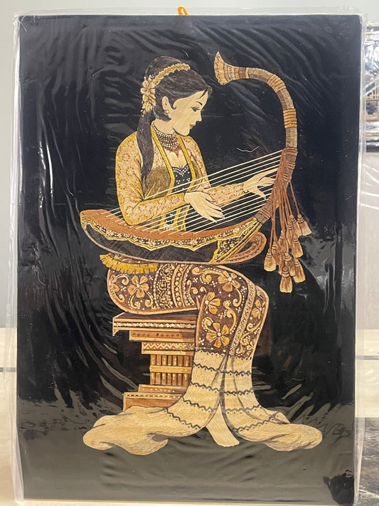 မြန်မာ့ရိုးရာကောက်ရိုးပန်းချီ (ခြေချစောင်း)11”x 15”
