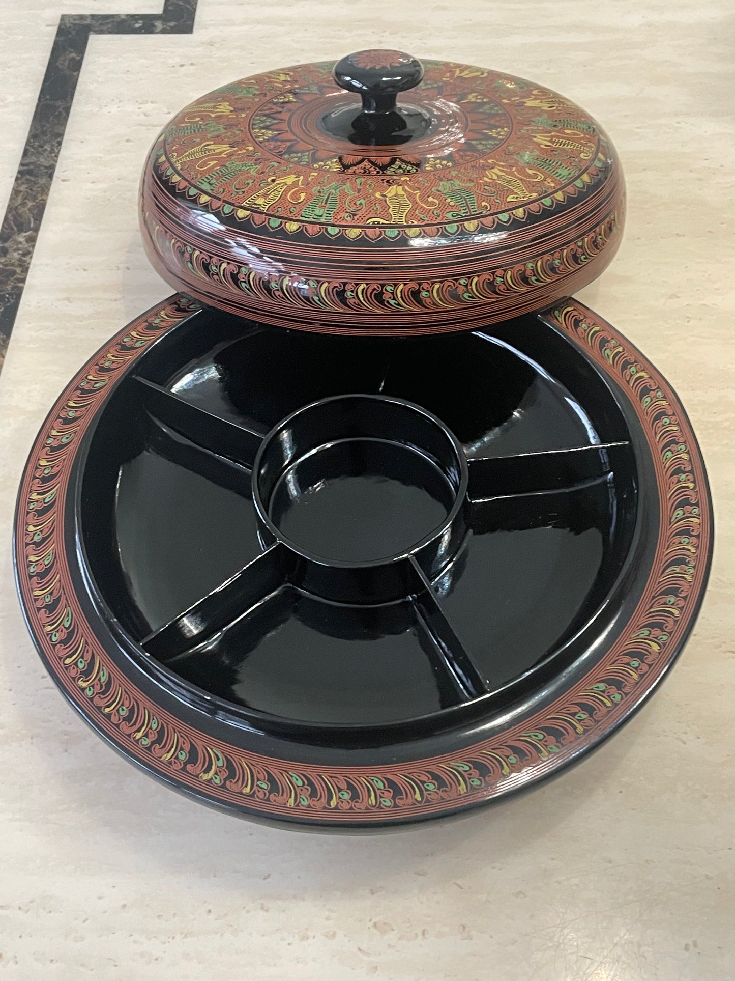 ယွန်း လက်ဖက်အုပ်(ကနုတ်ယွန်း)10” (3)