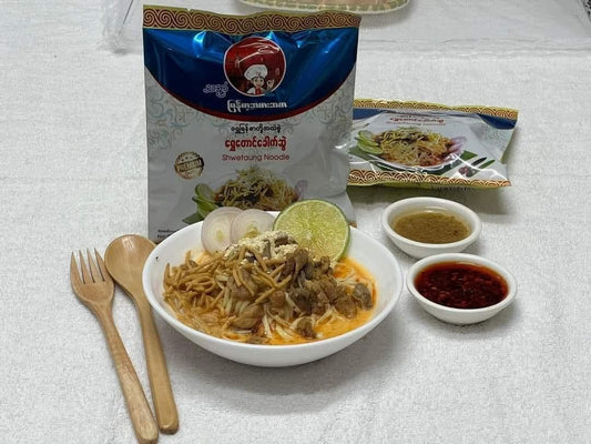 သဉ္ဇာ ရွှေတောင်ခေါက်ဆွဲ