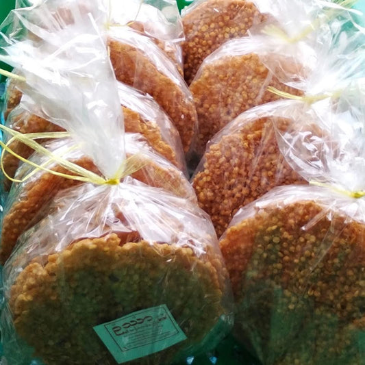 ဥသာ ပဲကပ်ကြော် 450g (အနည်းငယ်ကြေပါတယ်)