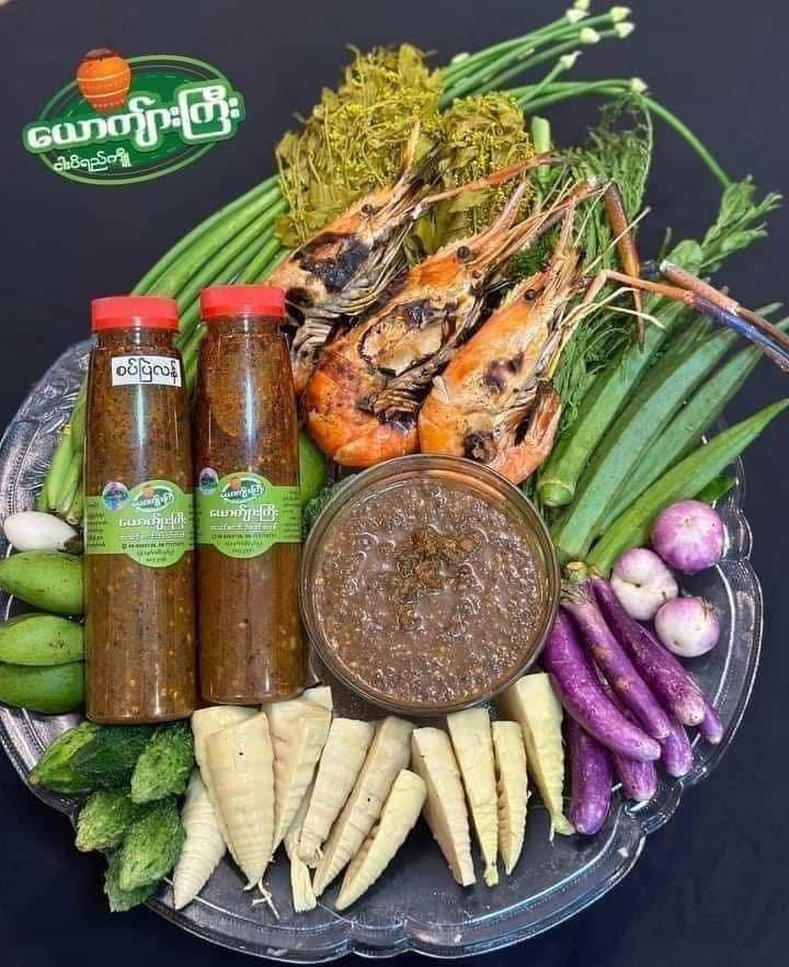 ယောက်ျားကြီး ပုံမှန် အသင့်စားငပိရည်အနှစ် 380g